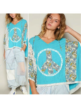 Pol Peace Sign Short Sleeve Hoodie Top Aqua Blue Women's Size Large